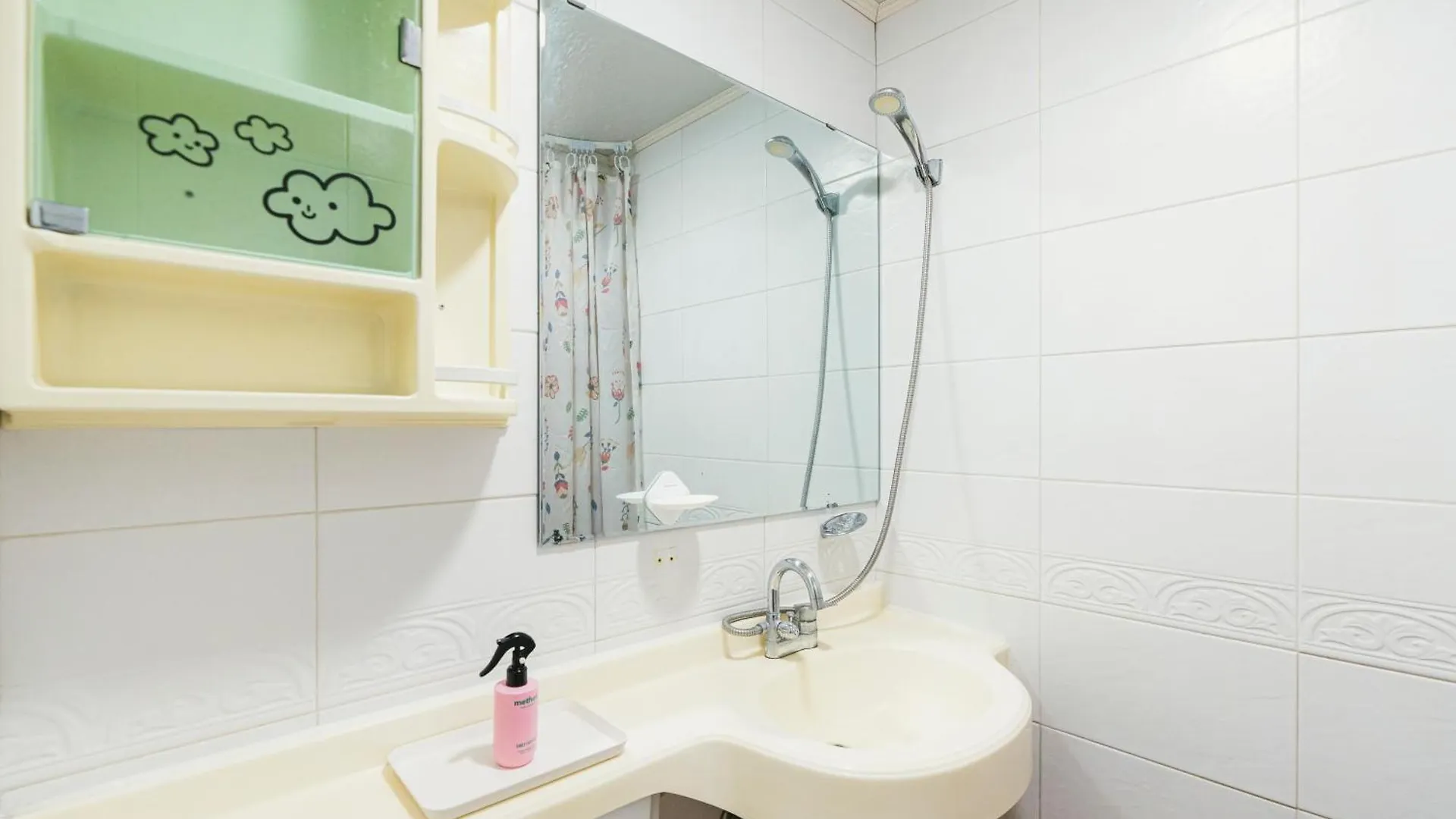 Goyo Inn Hongdae Seoul Apartment